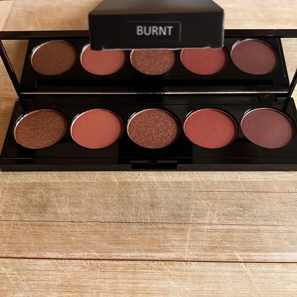 Laritzy Palette in Burnt - Picture 2 of 2